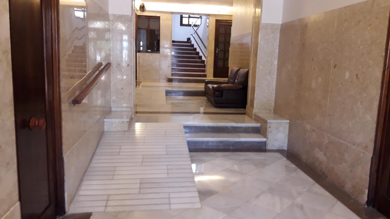 Angel Guimera Rooms & Breakfast บาเลนเซีย ภายนอก รูปภาพ